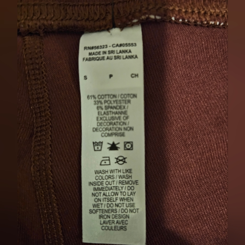 Nike Women's Sportswear Essential Bike Shorts Burgundy Sz Small cz8526-231 New - Picture 5 of 8